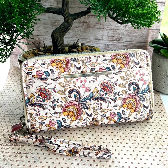 safe keeper Handbags - NWOT Safe Keeper Double Zipper Wrap Wristlet Wallet, Floral, Faux Leather